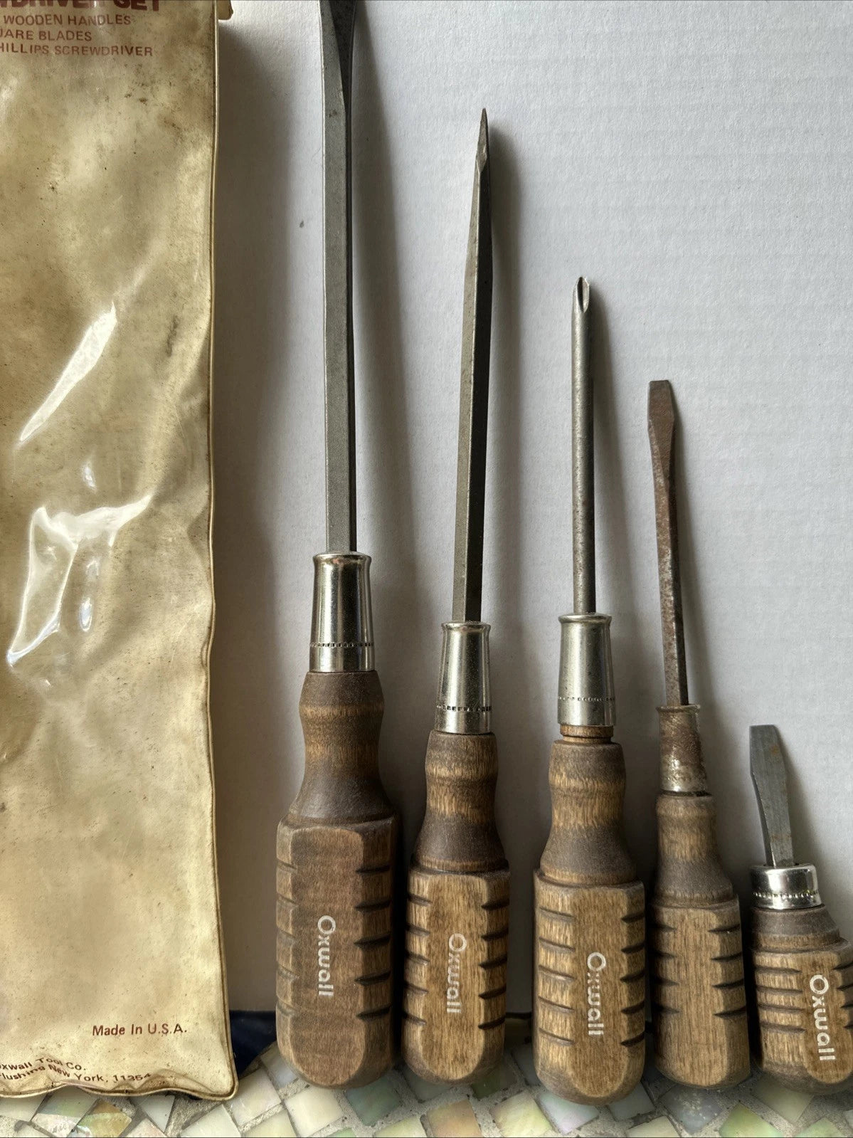 5 Pc Oxwall Vintage Screwdriver Set 4 Flat Blade, 1 Phillips Head Wooden Handles