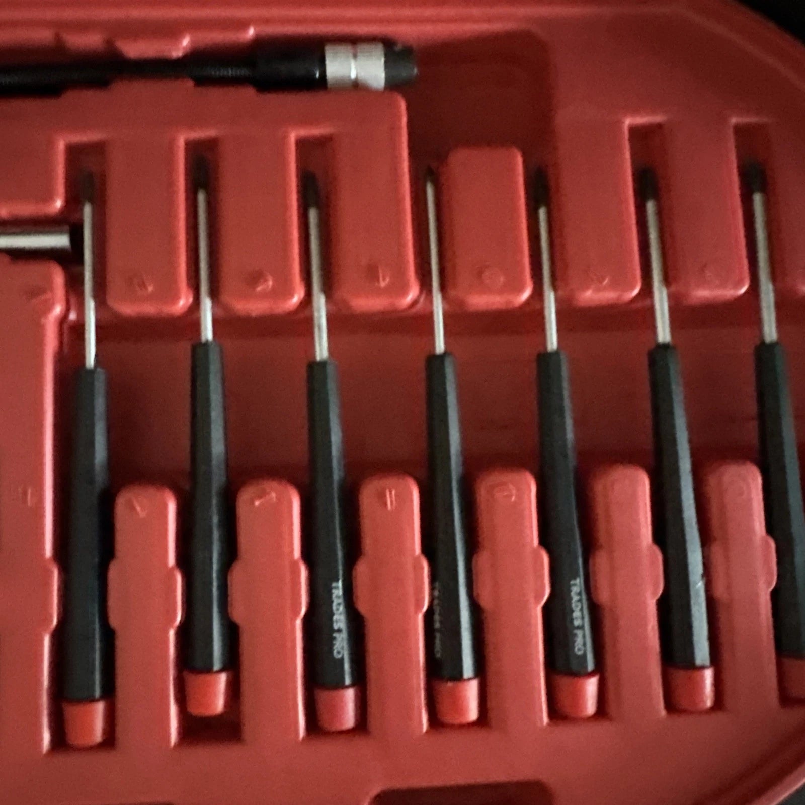 Trades Pro Screwdriver Set Flat Hex Philips Pozi Trox Bits tip Holder Case